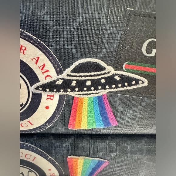 RARE LIMITED EDITION 👽🔥GUCCI Night Courrier GG Supreme Long Zip Around Wallet - Picture 9 of 16